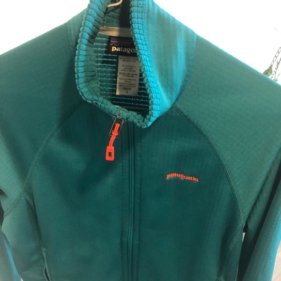 Patagonia zipper fleece and waterproof shell combo, M - Picture 8 of 8